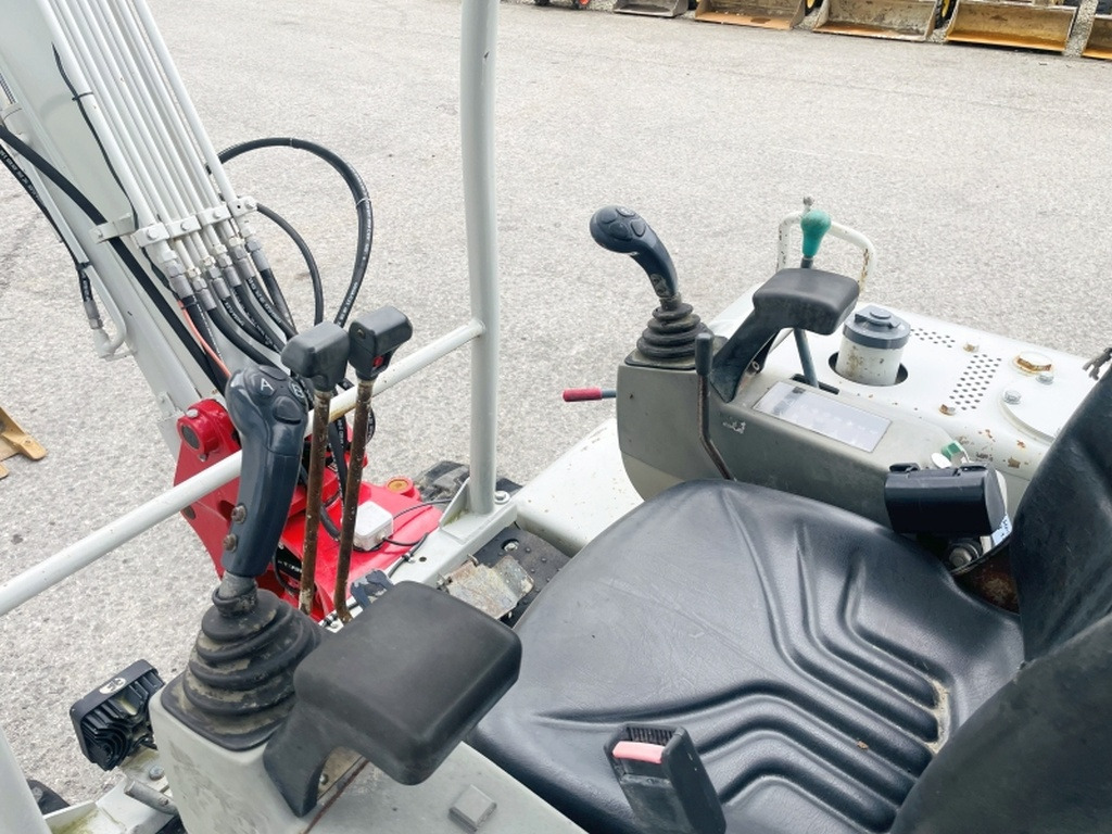 Takeuchi TB135 (4056) - Miniescavatore: foto 5 Takeuchi TB135 (4056) - Miniescavatore: foto 5