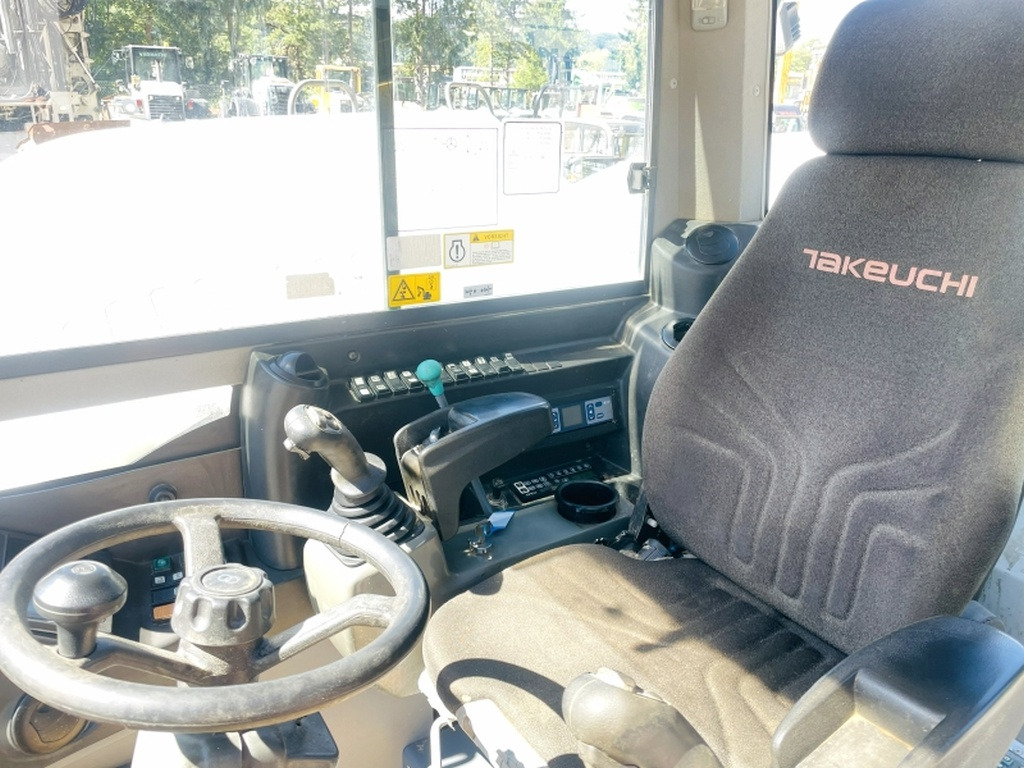 Takeuchi TB295W (4045) - Escavatore gommato: foto 5 Takeuchi TB295W (4045) - Escavatore gommato: foto 5