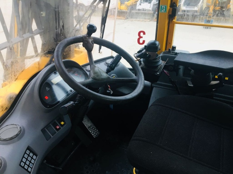Pala gommata Volvo L 180 D HL (108522): foto 7