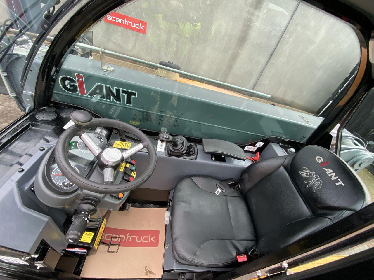 Giant 4548 Tendo - Sollevatore telescopico: foto 3 Giant 4548 Tendo - Sollevatore telescopico: foto 3