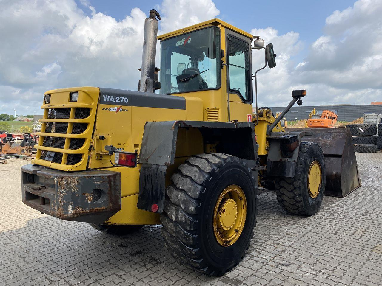 Komatsu WA270-3 - Pala gommata: foto 4 Komatsu WA270-3 - Pala gommata: foto 4