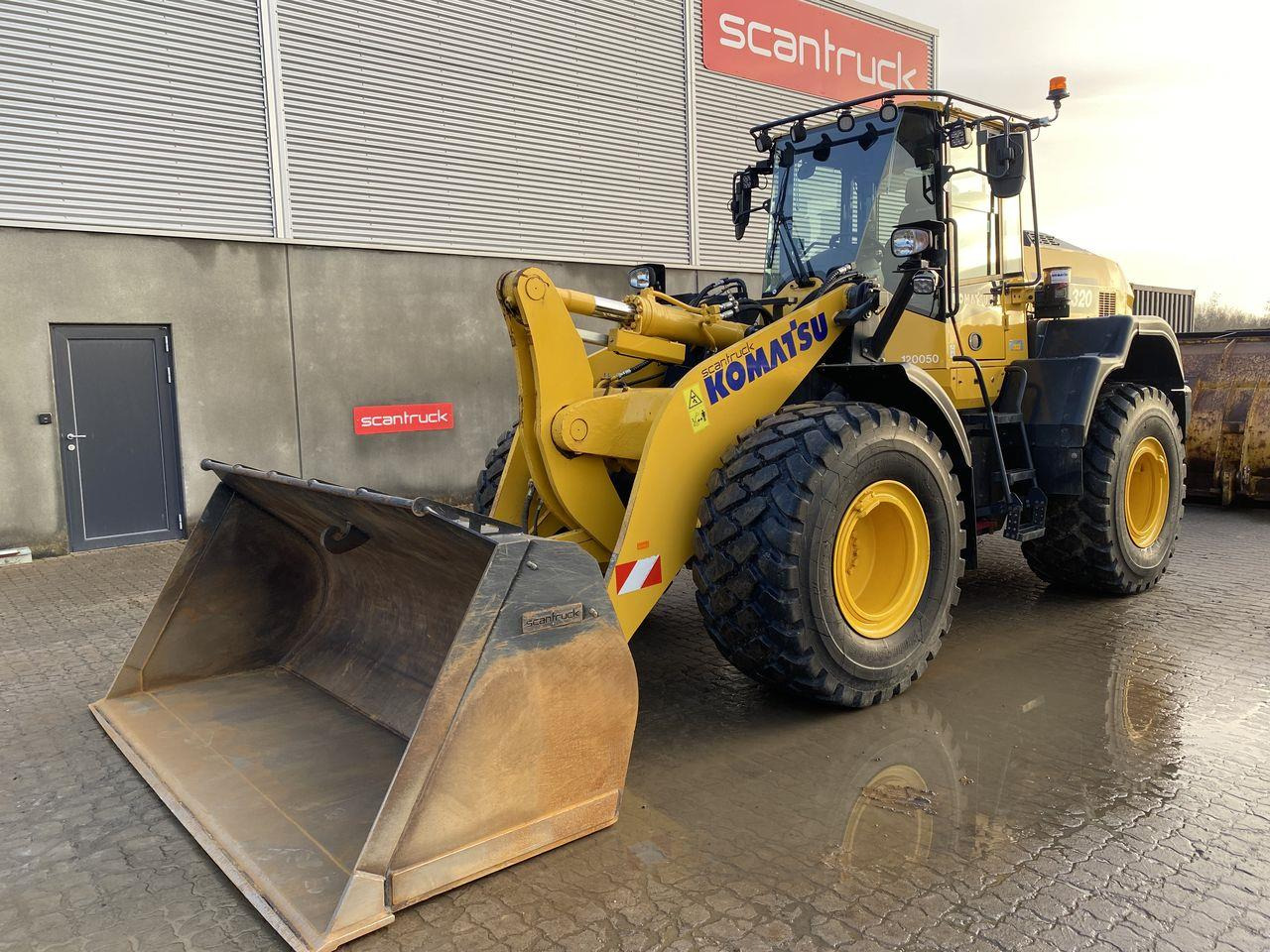Komatsu WA320-8EO - Pala gommata: foto 1 Komatsu WA320-8EO - Pala gommata: foto 1