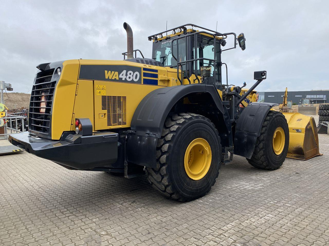 Komatsu WA480-8 - Pala gommata: foto 4 Komatsu WA480-8 - Pala gommata: foto 4
