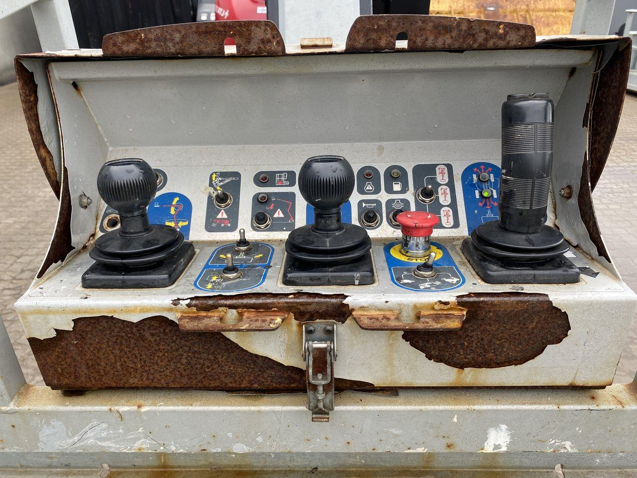 Manitou 160ATJ+ - Piattaforma articolata: foto 3 Manitou 160ATJ+ - Piattaforma articolata: foto 3