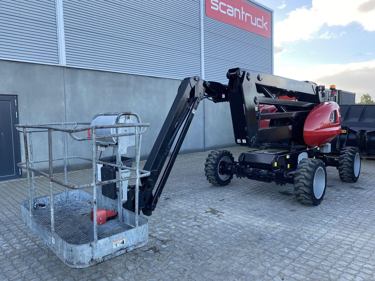 Manitou 160ATJ RC - Piattaforma articolata: foto 1 Manitou 160ATJ RC - Piattaforma articolata: foto 1
