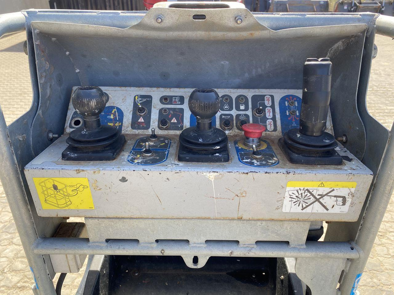 Manitou 180ATJ 2 RC - Piattaforma articolata: foto 3 Manitou 180ATJ 2 RC - Piattaforma articolata: foto 3