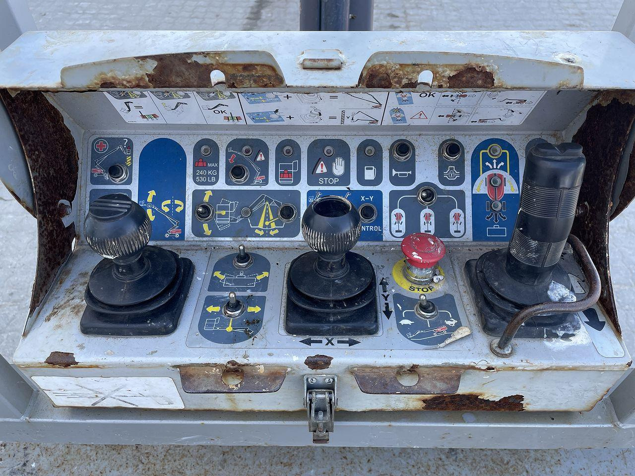 Manitou 280TJ - Piattaforma telescopica: foto 3 Manitou 280TJ - Piattaforma telescopica: foto 3