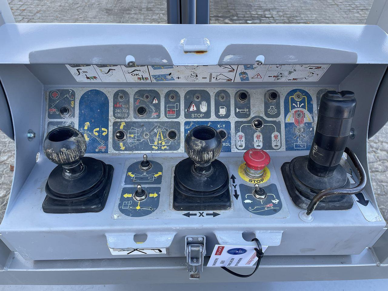 Manitou 280TJ - Piattaforma telescopica: foto 3 Manitou 280TJ - Piattaforma telescopica: foto 3