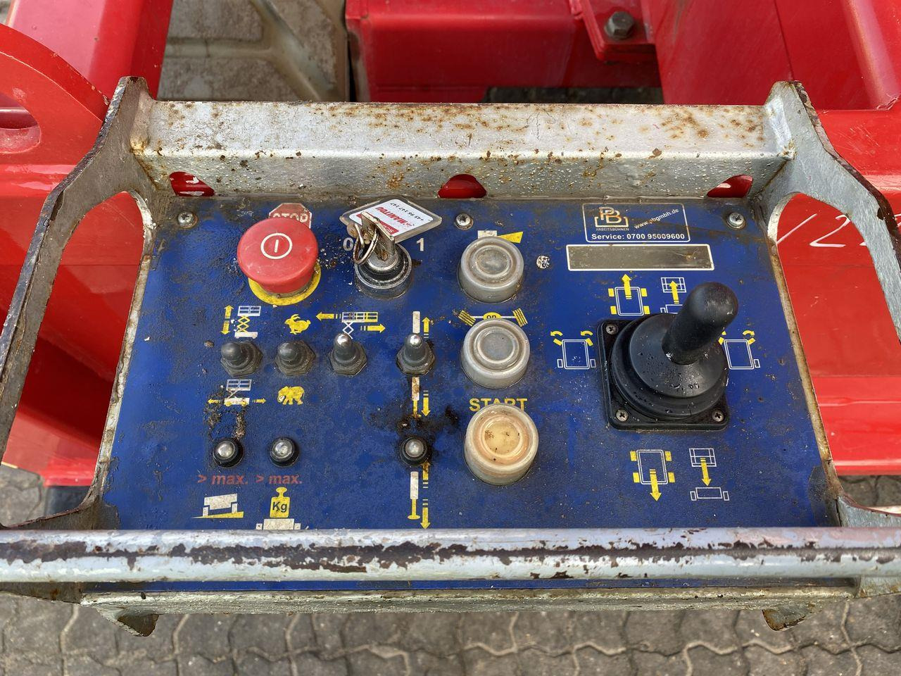 PB S225-24DS 4X4 - Piattaforma a pantografo: foto 3 PB S225-24DS 4X4 - Piattaforma a pantografo: foto 3