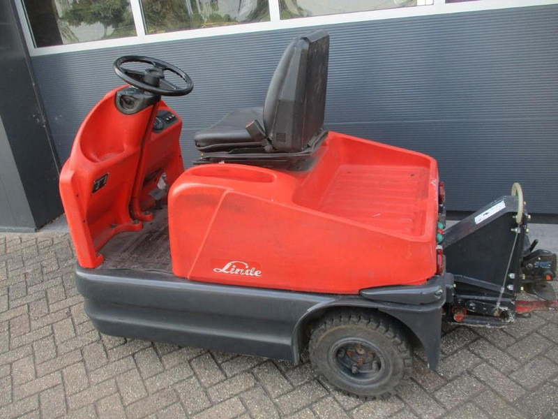 Linde P 60 - Trattore elettrico: foto 2 Linde P 60 - Trattore elettrico: foto 2