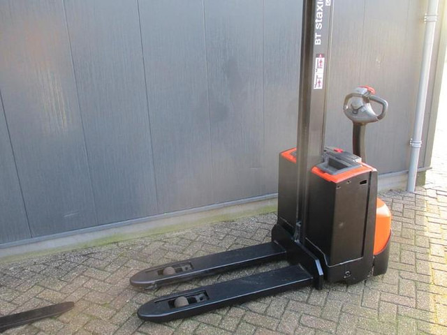 Toyota SWE 080L - Stoccatore: foto 2 Toyota SWE 080L - Stoccatore: foto 2