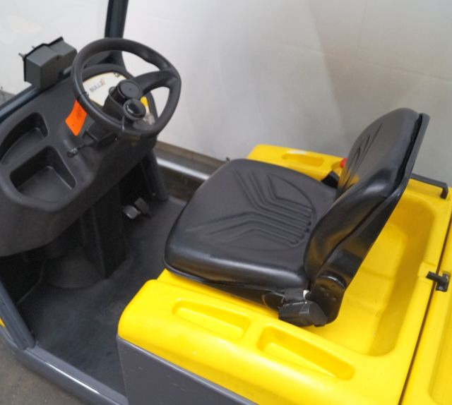 Dec Bull 2 - Trattore elettrico: foto 5 Dec Bull 2 - Trattore elettrico: foto 5