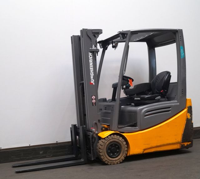 Jungheinrich EFG216k - Carrello elevatore elettrico: foto 1 Jungheinrich EFG216k - Carrello elevatore elettrico: foto 1