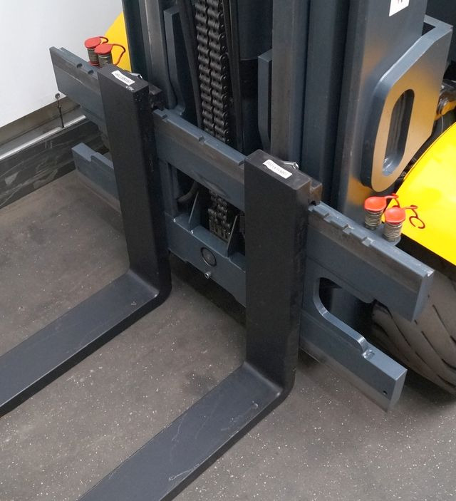 Jungheinrich EFG550 - Carrello elevatore elettrico: foto 3 Jungheinrich EFG550 - Carrello elevatore elettrico: foto 3