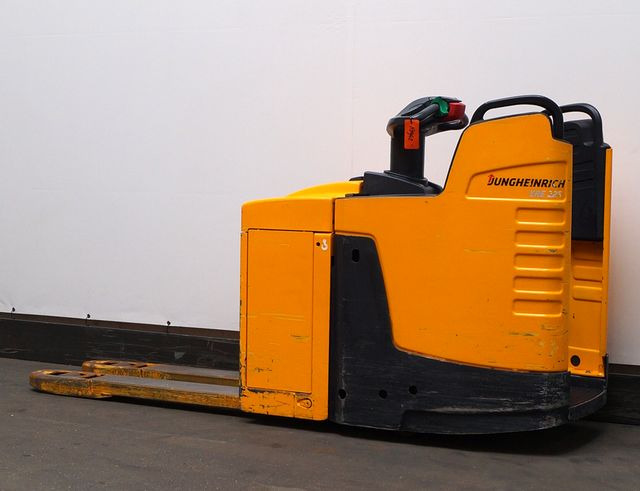 Jungheinrich ERE225 - Transpallet: foto 2 Jungheinrich ERE225 - Transpallet: foto 2