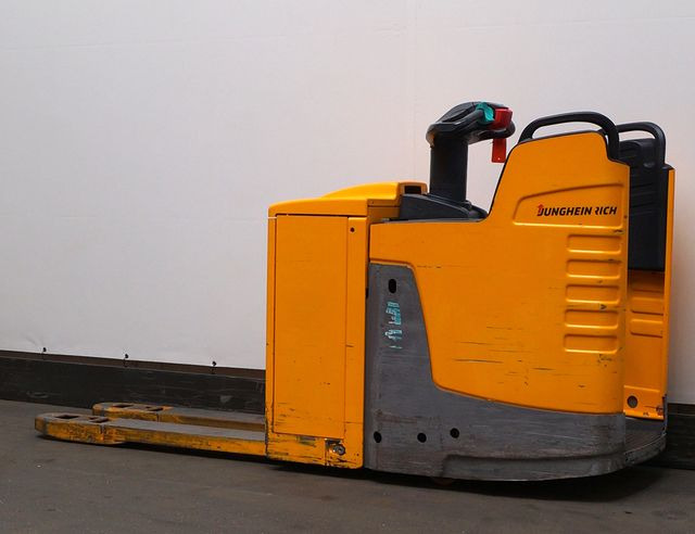 Jungheinrich ERE225 - Transpallet: foto 2 Jungheinrich ERE225 - Transpallet: foto 2