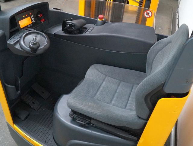 Jungheinrich ETV216 - Carrello retrattile: foto 3 Jungheinrich ETV216 - Carrello retrattile: foto 3