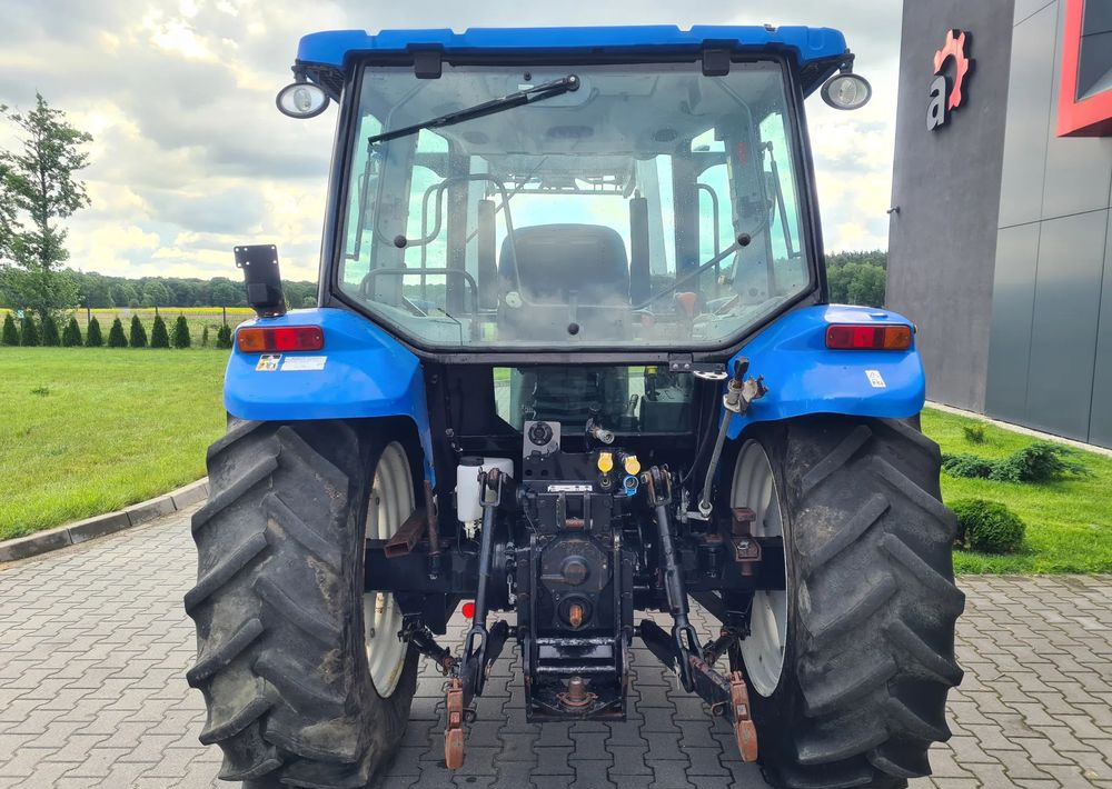 New Holland T5040 - Trattore: foto 5 New Holland T5040 - Trattore: foto 5