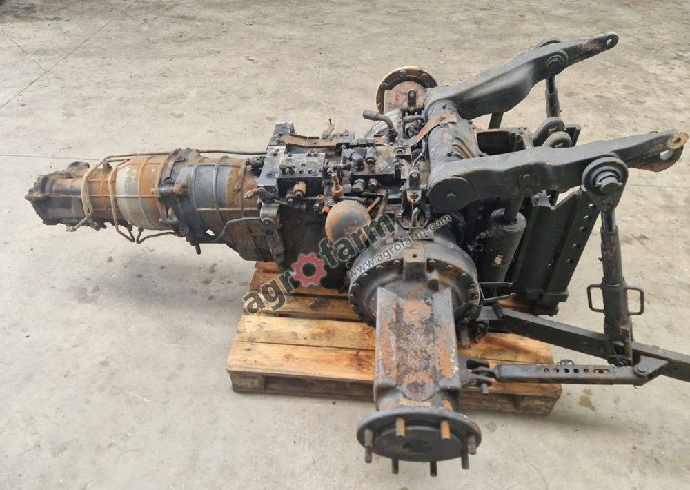 Skrzynia biegów, most tylny Valtra N174 H - Cambio: foto 2 Skrzynia biegów, most tylny Valtra N174 H - Cambio: foto 2