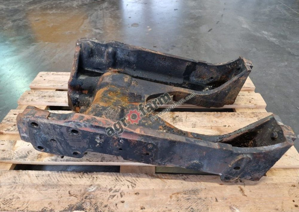 Suport przedni Massey Ferguson 6170, 6180, 6190 - Carrozzeria ed esterni: foto 1 Suport przedni Massey Ferguson 6170, 6180, 6190 - Carrozzeria ed esterni: foto 1