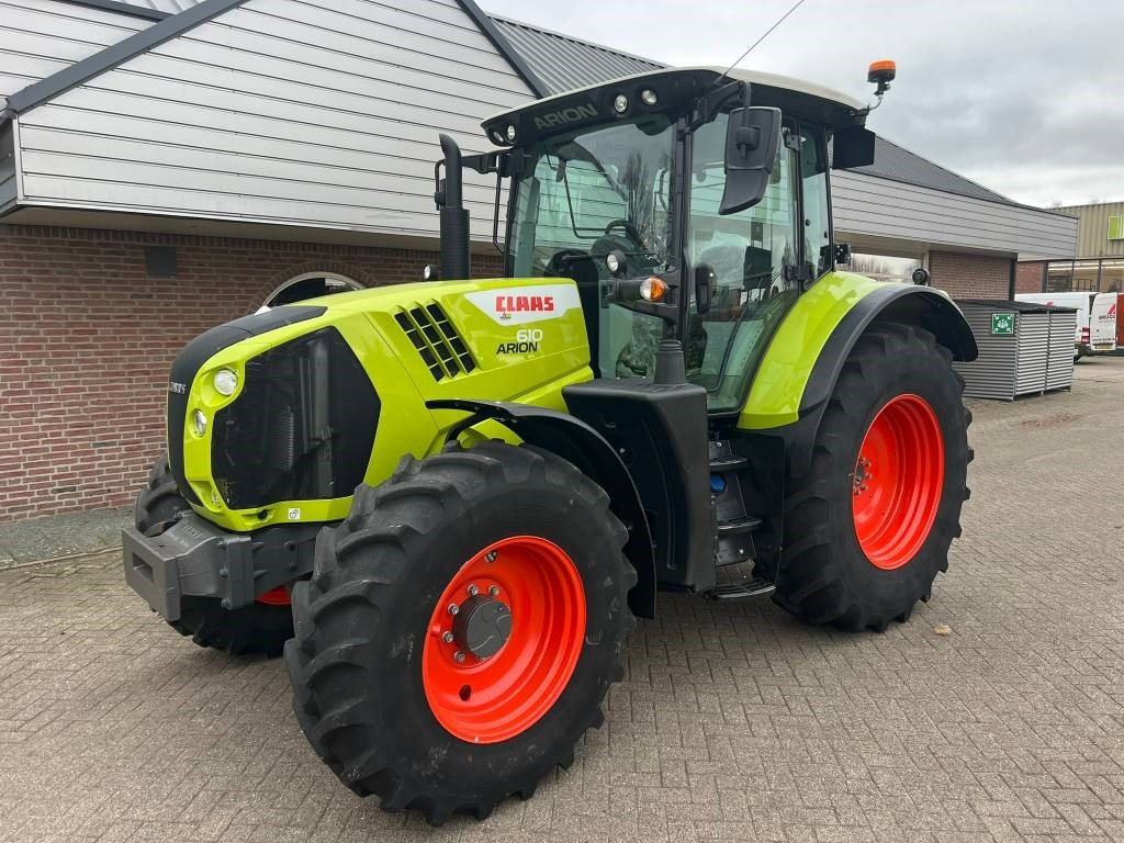 Claas Arion 610 CIS - Trattore: foto 1 Claas Arion 610 CIS - Trattore: foto 1