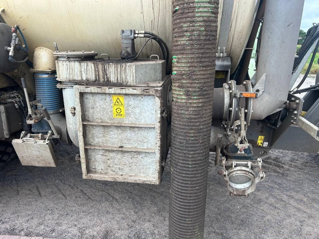 Kaweco Double Twin Shift 16 m3 - Carrobotte: foto 5 Kaweco Double Twin Shift 16 m3 - Carrobotte: foto 5