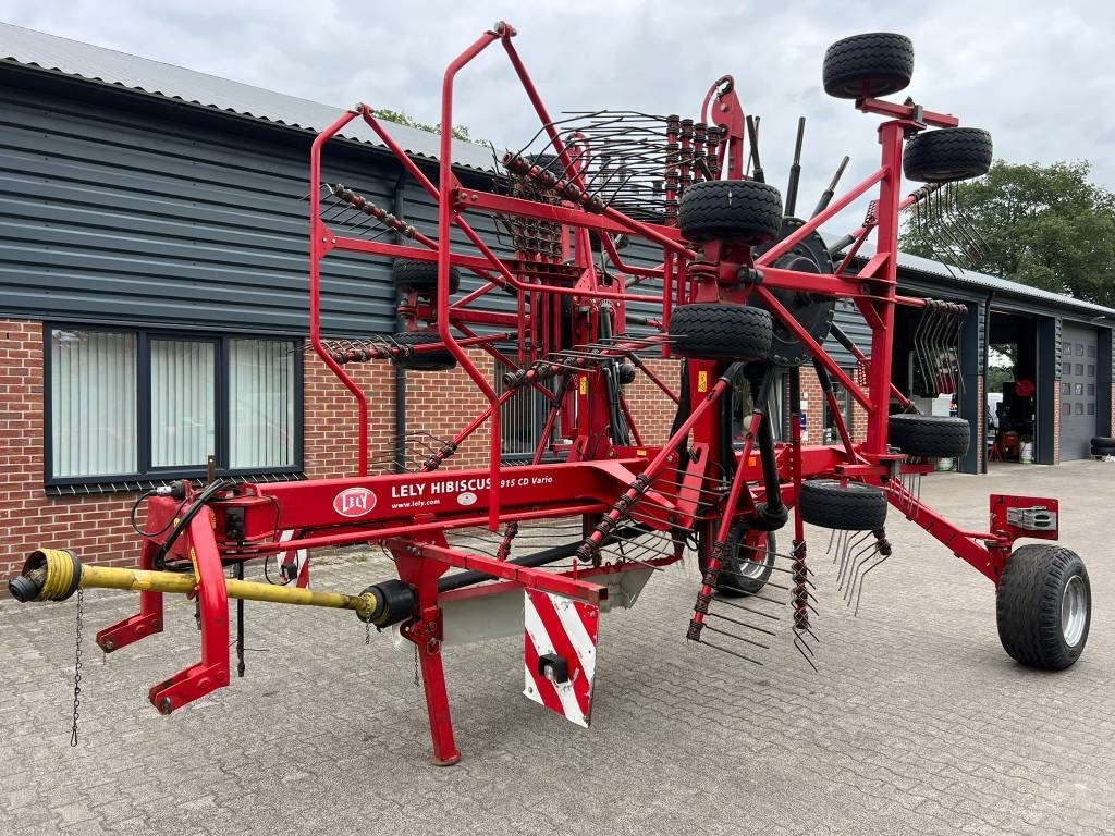 Lely Hibiscus 915 CD Vario - Voltafieno: foto 1 Lely Hibiscus 915 CD Vario - Voltafieno: foto 1