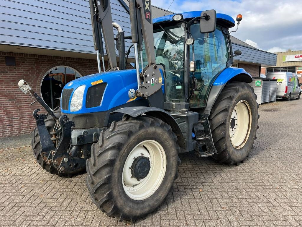 New Holland T 6.155 - Trattore: foto 2 New Holland T 6.155 - Trattore: foto 2