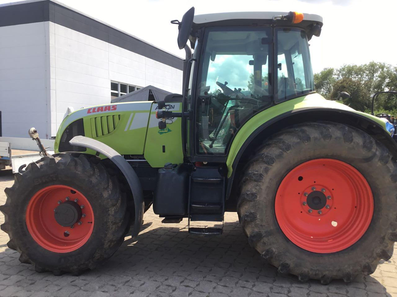 CLAAS Arion 630 - Trattore: foto 1 CLAAS Arion 630 - Trattore: foto 1
