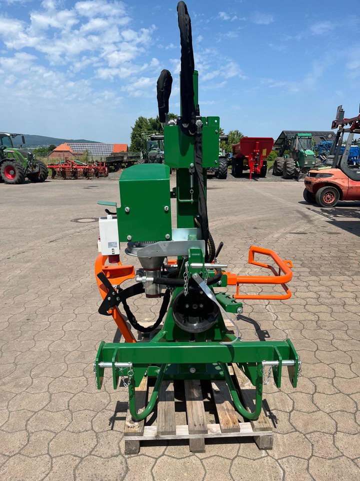Posch HydroCombi 18 PZGE5,5 D-R+HeVo - Spaccalegna: foto 1 Posch HydroCombi 18 PZGE5,5 D-R+HeVo - Spaccalegna: foto 1