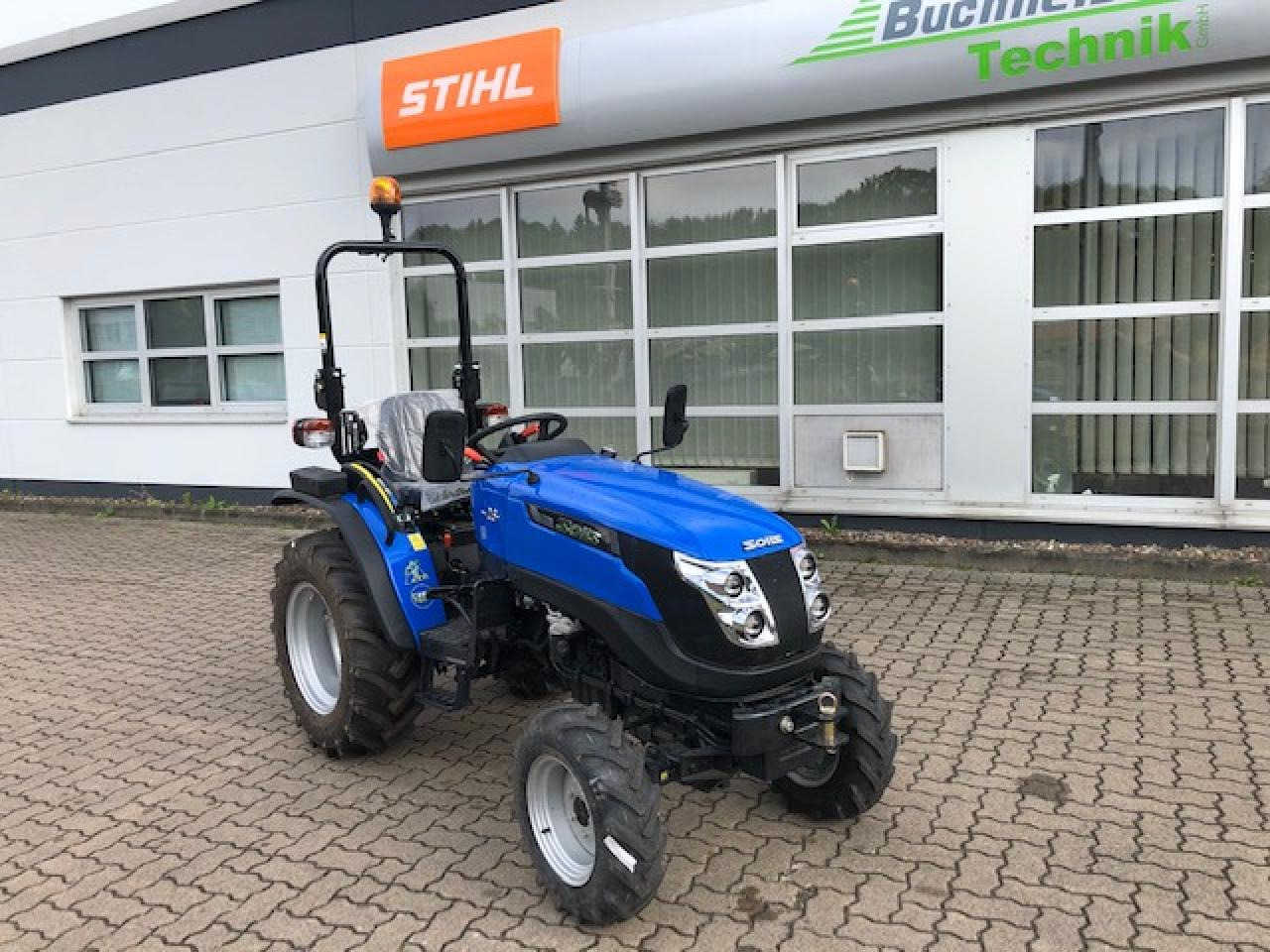 Solis 26 6+2 - Trattore: foto 2 Solis 26 6+2 - Trattore: foto 2