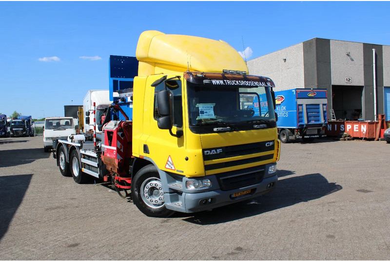 DAF CF 75 .310 + 6X2 STEERING - Camion immondizia: foto 5 DAF CF 75 .310 + 6X2 STEERING - Camion immondizia: foto 5