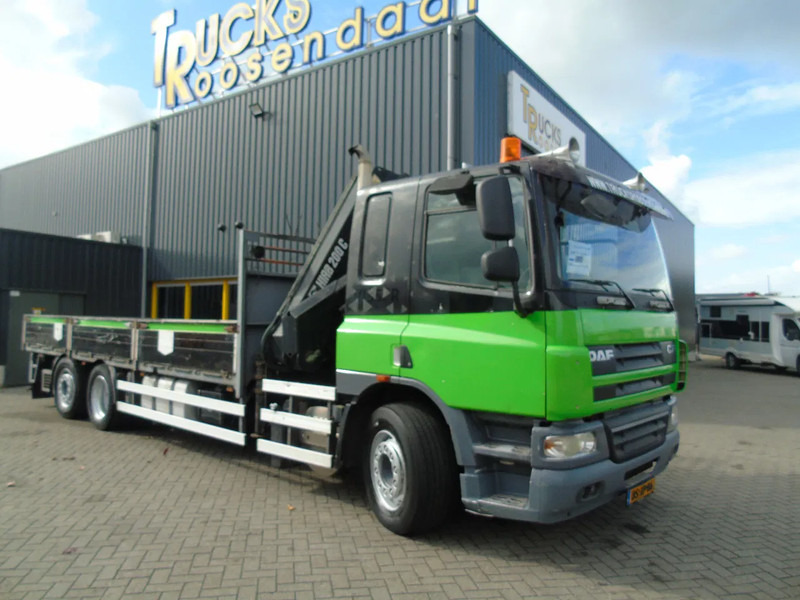 DAF CF 75.310 + HIAB 200 C5 + MANUAL + REMOTE + 6X2 STEERING - Camion con gru: foto 2 DAF CF 75.310 + HIAB 200 C5 + MANUAL + REMOTE + 6X2 STEERING - Camion con gru: foto 2