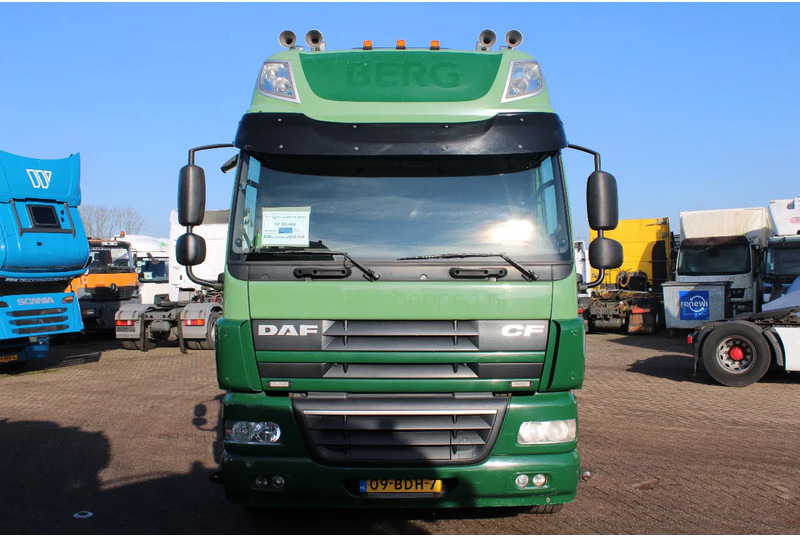 DAF CF 85.460 8X4 + 30 TON VDL hook + euro 5 - Autocarro scarrabile: foto 2 DAF CF 85.460 8X4 + 30 TON VDL hook + euro 5 - Autocarro scarrabile: foto 2