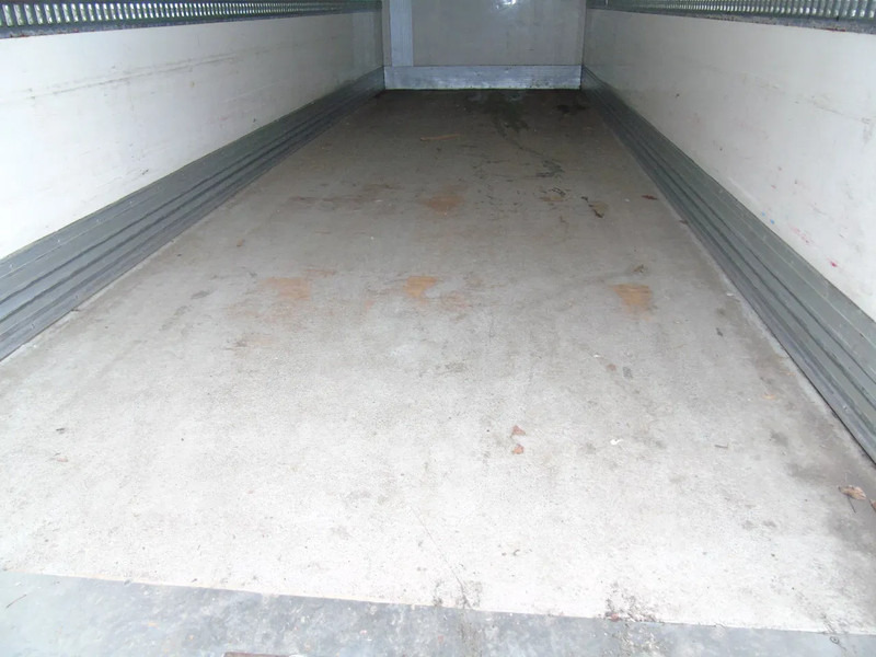 DAF LF 220 + CARRIER SUPRA 850 + 16T + EURO 6 - Autocarro frigorifero: foto 5 DAF LF 220 + CARRIER SUPRA 850 + 16T + EURO 6 - Autocarro frigorifero: foto 5