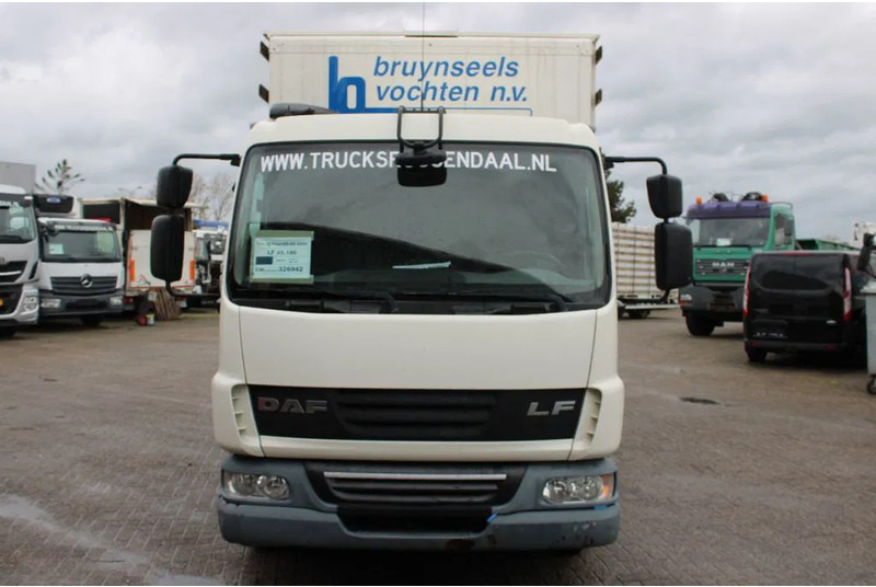DAF LF 45.180 + MANUAL - Autocarro furgonato: foto 2 DAF LF 45.180 + MANUAL - Autocarro furgonato: foto 2