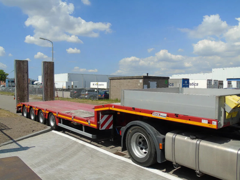 Faymonville 4x AXLE + 6.5 EXTENDABLE + RAMPS FULLY FUNCTIONAL - Semirimorchio trasporto automezzi: foto 2 Faymonville 4x AXLE + 6.5 EXTENDABLE + RAMPS FULLY FUNCTIONAL - Semirimorchio trasporto automezzi: foto 2
