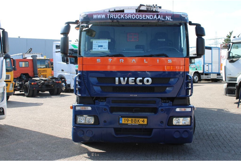 Iveco Stralis 270 CNG + GARBAGE + EURO 5 + 6X2 + RETARDER - Camion immondizia: foto 3 Iveco Stralis 270 CNG + GARBAGE + EURO 5 + 6X2 + RETARDER - Camion immondizia: foto 3