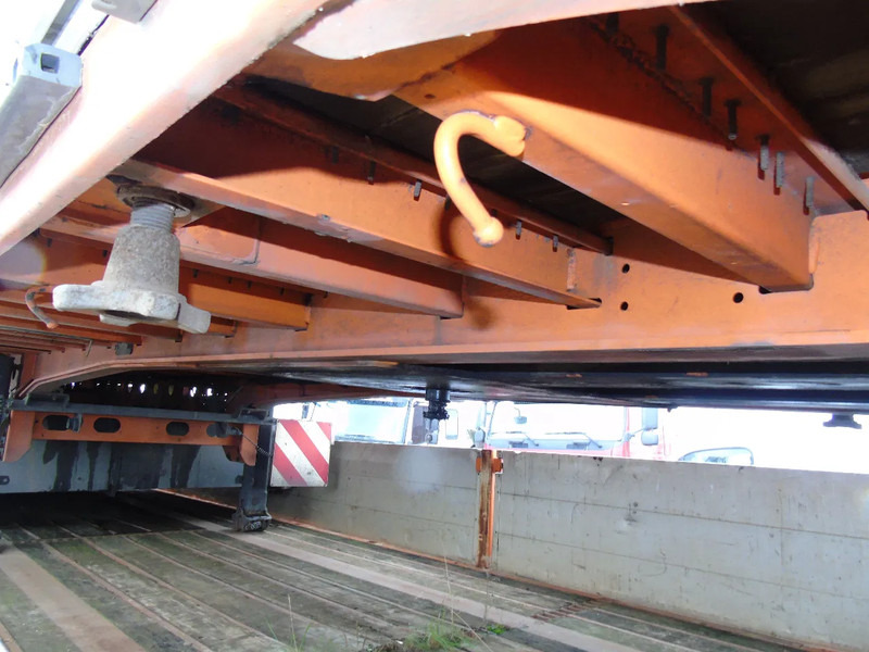 Kässbohrer 3 AXLE BPW - Semirimorchio cassonato/ Pianale: foto 4 Kässbohrer 3 AXLE BPW - Semirimorchio cassonato/ Pianale: foto 4