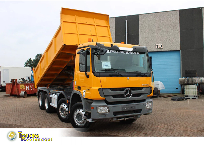 Mercedes-Benz Actros 3241 8x4 + SPRING SPRING BLATT + EURO 5 - Autocarro ribaltabile: foto 1 Mercedes-Benz Actros 3241 8x4 + SPRING SPRING BLATT + EURO 5 - Autocarro ribaltabile: foto 1