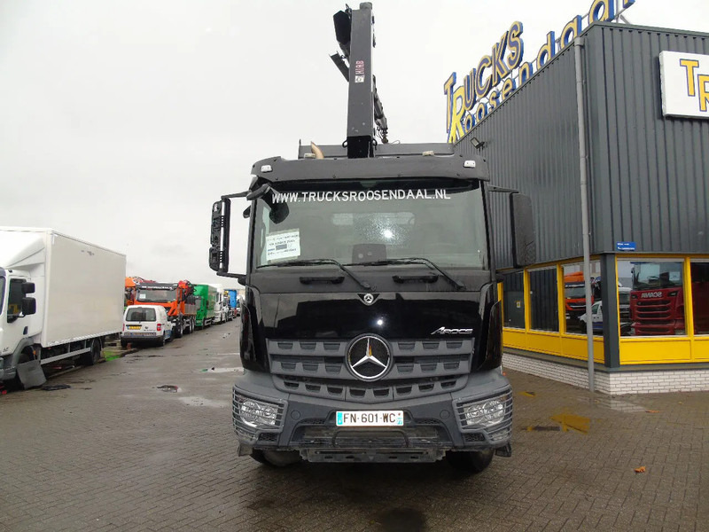 Mercedes-Benz Arocs 2643 + HIAB HIDUO 188B-3 + 6X4 + 3 SIDE TIPPER + REMOTE - Autocarro ribaltabile, Camion con gru: foto 2 Mercedes-Benz Arocs 2643 + HIAB HIDUO 188B-3 + 6X4 + 3 SIDE TIPPER + REMOTE - Autocarro ribaltabile, Camion con gru: foto 2