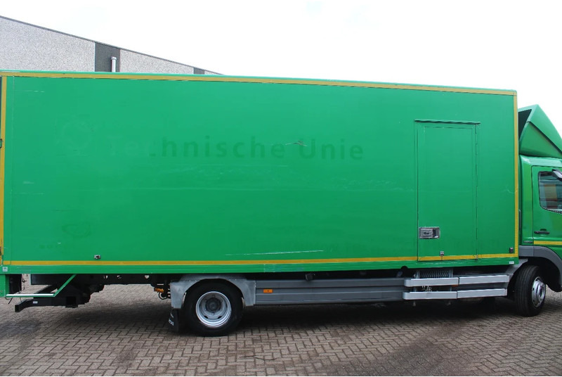 Mercedes-Benz Atego 1018 + EURO 5 + LIFT - Autocarro furgonato: foto 2 Mercedes-Benz Atego 1018 + EURO 5 + LIFT - Autocarro furgonato: foto 2