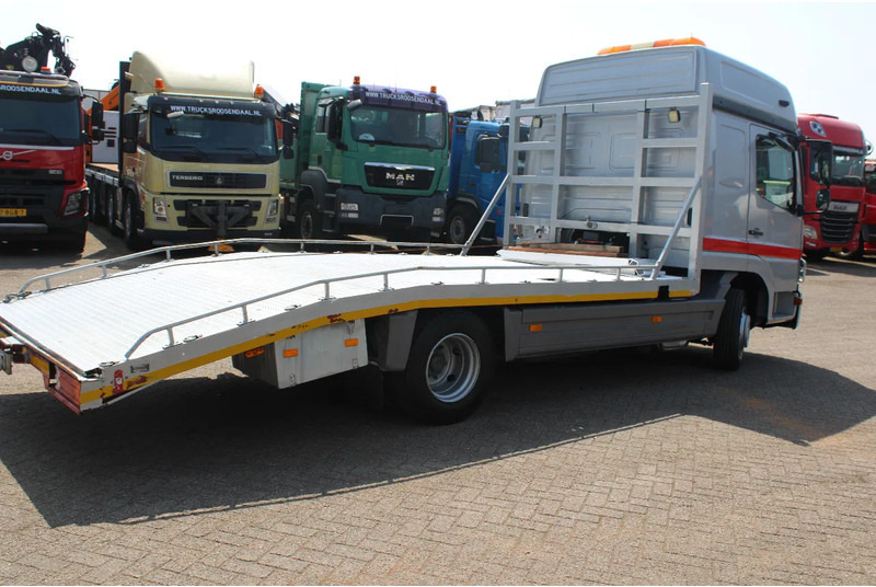 Mercedes-Benz Atego 823 + MANUAL + WINCH + PERFECT TRUCK - Autocarro trasporto automezzi: foto 4 Mercedes-Benz Atego 823 + MANUAL + WINCH + PERFECT TRUCK - Autocarro trasporto automezzi: foto 4