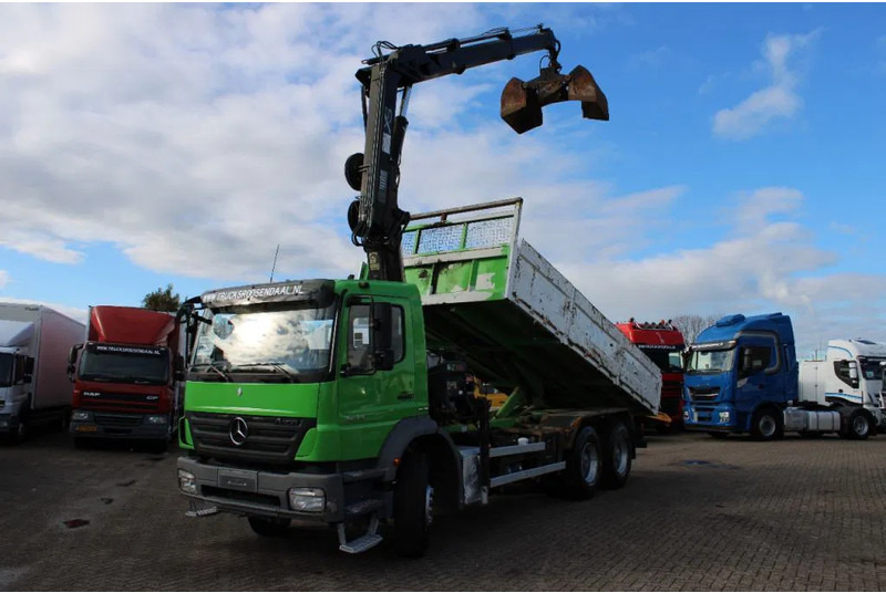 Mercedes-Benz Axor 2633 + TIPPER + HIAB 144 + REMOTE + MANUAL + 6x4 - Autocarro ribaltabile, Camion con gru: foto 2 Mercedes-Benz Axor 2633 + TIPPER + HIAB 144 + REMOTE + MANUAL + 6x4 - Autocarro ribaltabile, Camion con gru: foto 2