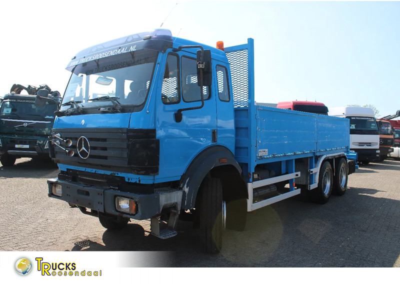 Mercedes-Benz SK 2631 big springs! + EURO 2 + 6X4 + manual/EPS/SPRING/SPRING - Autocarro con pianale/ Cassone fisso: foto 1 Mercedes-Benz SK 2631 big springs! + EURO 2 + 6X4 + manual/EPS/SPRING/SPRING - Autocarro con pianale/ Cassone fisso: foto 1