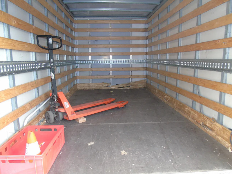 Mercedes-Benz Sprinter 314 + lift - Furgone box: foto 4 Mercedes-Benz Sprinter 314 + lift - Furgone box: foto 4