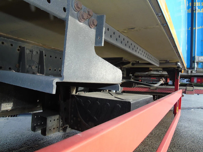 Rimorchio frigorifero Schmitz Cargobull 2 AXLE + CARRIER + DHOLLANDIA LOADLIFT: foto 17 Rimorchio frigorifero Schmitz Cargobull 2 AXLE + CARRIER + DHOLLANDIA LOADLIFT: foto 17