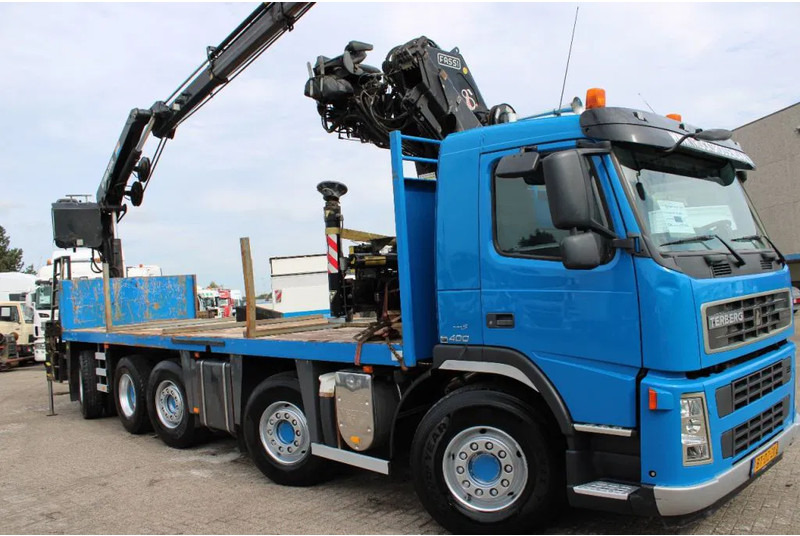 Terberg FM 2850 hiab 200c + 10x4 + fully functional + euro 5 - Camion con gru: foto 2 Terberg FM 2850 hiab 200c + 10x4 + fully functional + euro 5 - Camion con gru: foto 2