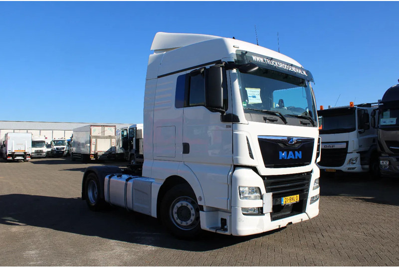 MAN TGX 19.420 + SPOILER - Trattore stradale: foto 2 MAN TGX 19.420 + SPOILER - Trattore stradale: foto 2