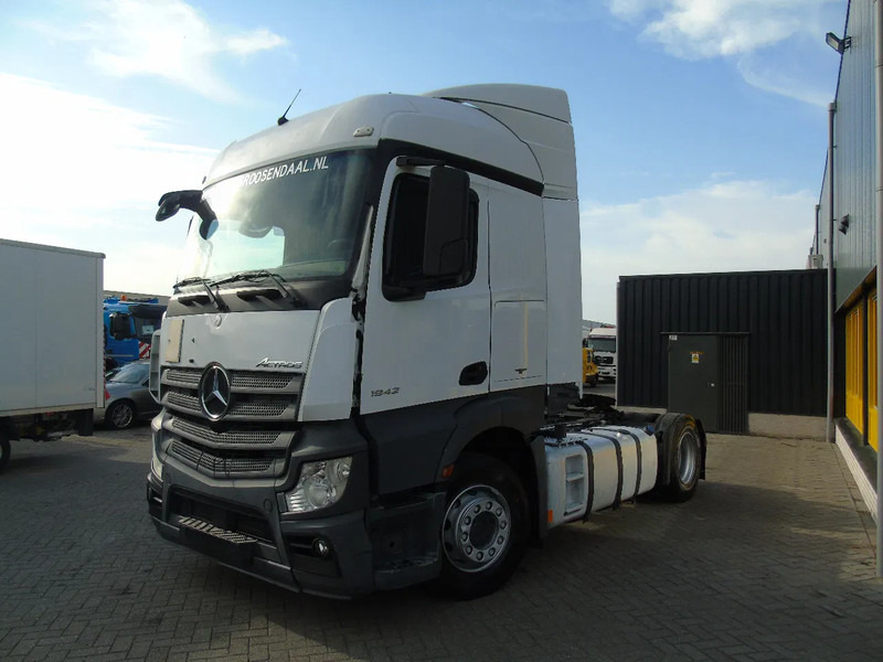 Mercedes-Benz Actros 1842 + euro 5 + spoiler - Trattore stradale: foto 2 Mercedes-Benz Actros 1842 + euro 5 + spoiler - Trattore stradale: foto 2